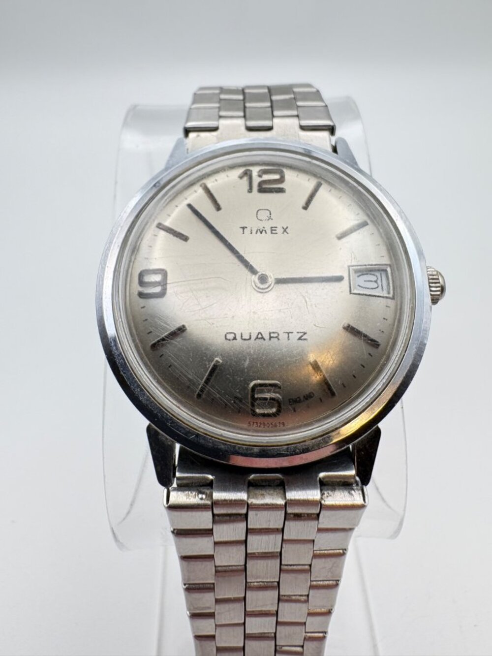 Vintage Timex Q Quartz Men's Watch Silver Tone Date Dial Steel Band Parts/Repair